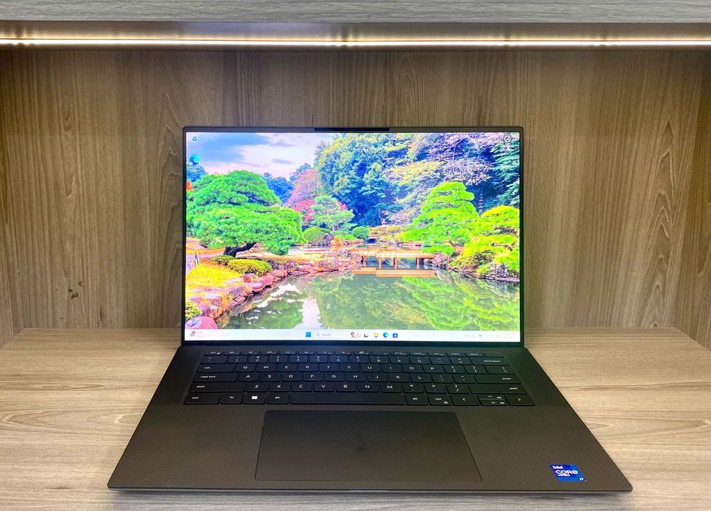 Dell Precision 5560 i7/32/1T/RTX A2000