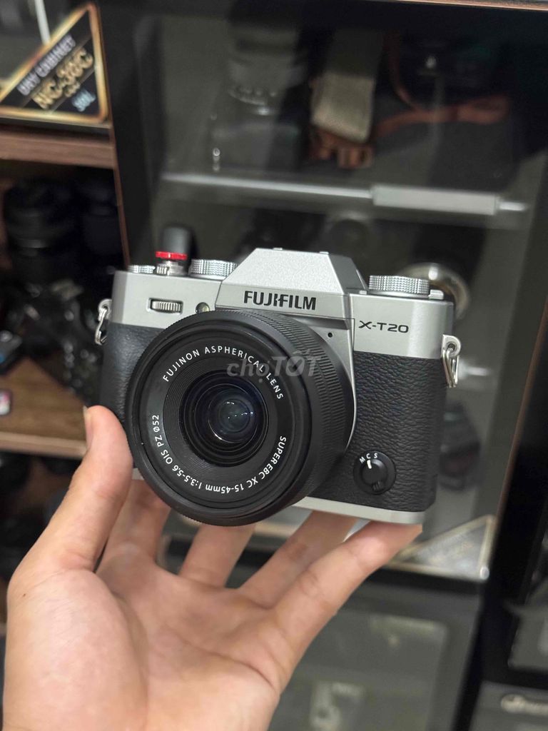 Bán Fujifilm X-T20 kèm 15-45 Like New. Mua bán Máy ảnh, Máy quay tại Quận Thanh Khê Đà Nẵng được đăng bởi Sáng Phan Văn hình 1