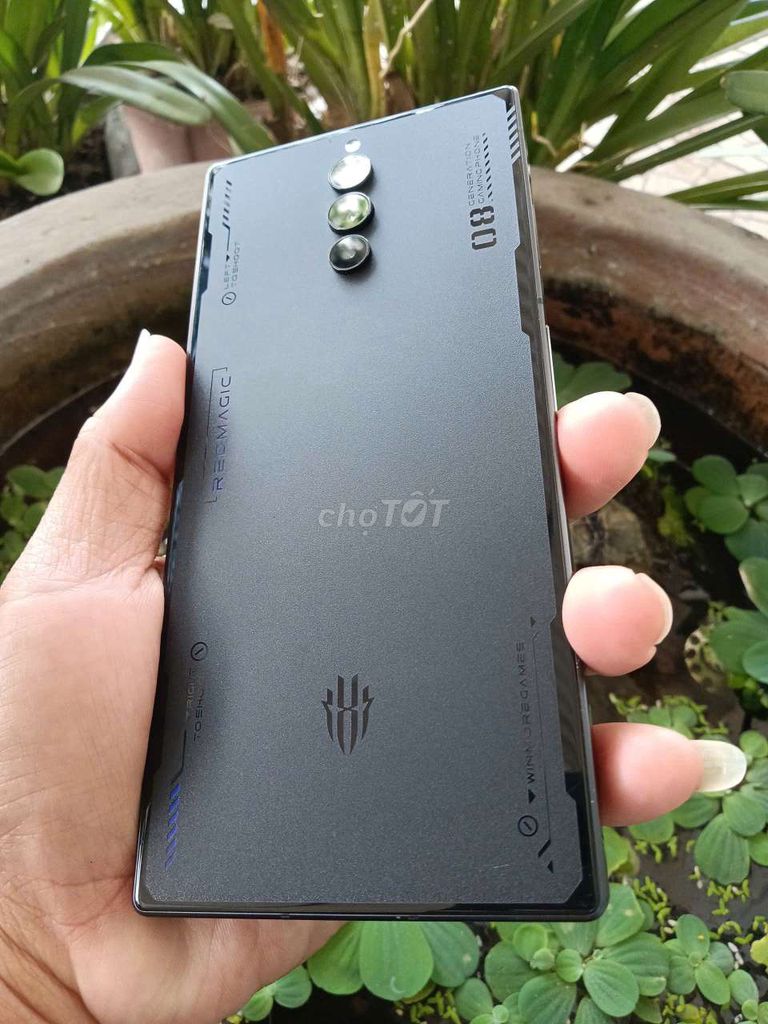 Red Magic 8 Pro Plus 12/256GB Đen. Mua bán Điện thoại tại Huyện Long Thành Đồng Nai được đăng bởi thu rẻ bán mắc  hình 1