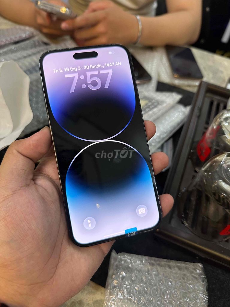 Apple iPhone 14 Pro Max 512GB Đen. Mua bán Điện thoại tại Quận Cẩm Lệ Đà Nẵng được đăng bởi Nguyễn Văn Công Thành hình 1