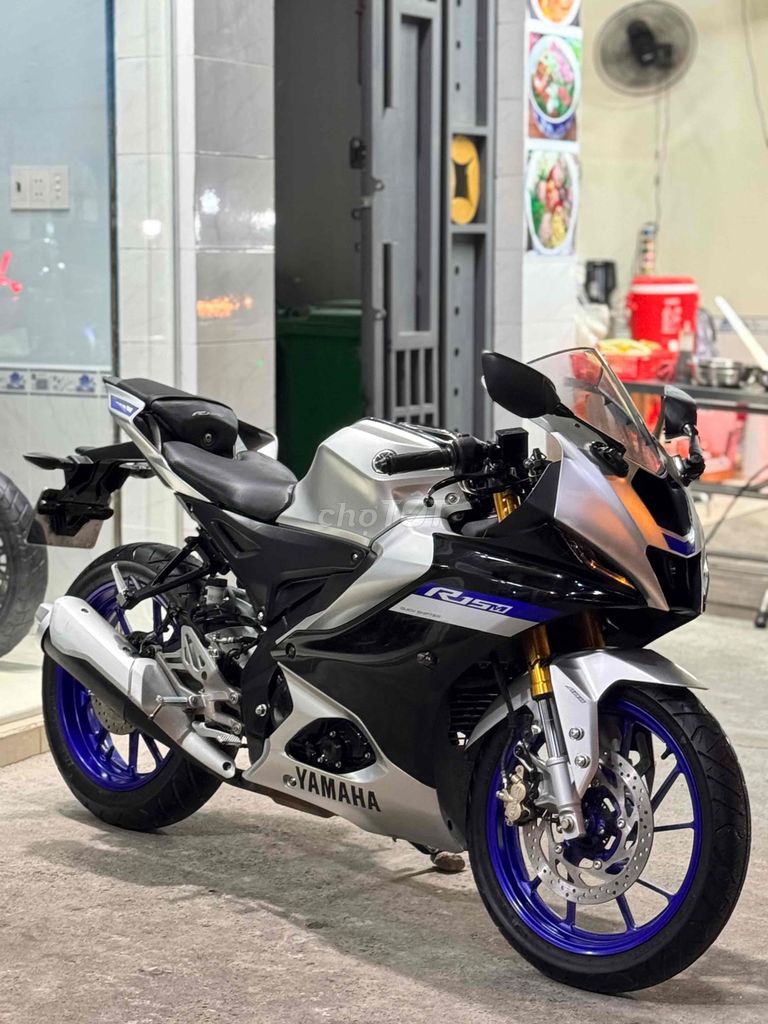 Cần bán Yamaha R15V4 M ABS 2022 Biển SG 9 chủ