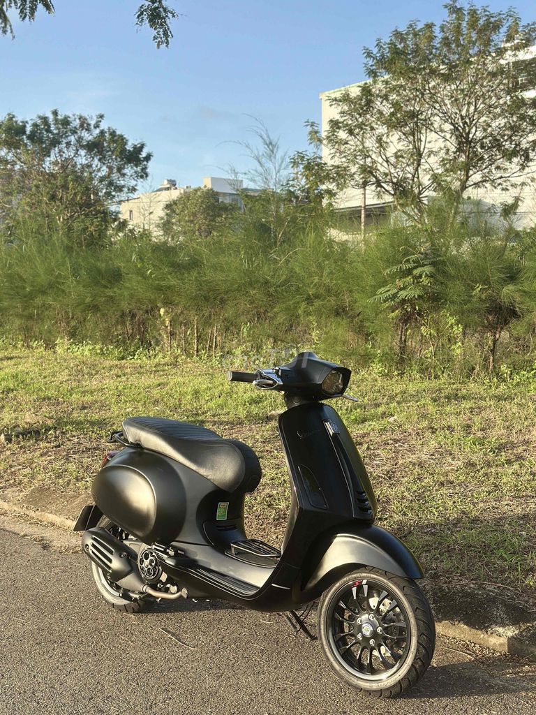Piaggio Vespa Sprint Đen nhám Đã qua sử dụng. Mua bán Xe máy tại Quận Liên Chiểu Đà Nẵng được đăng bởi anh tu hình 4