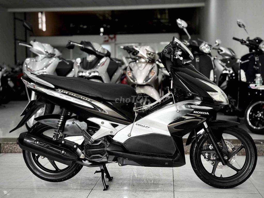 AirBlade110 2009 zin êm ( Hỗ trợ Trả GÓP ) 🔥🔥🔥. Mua bán Xe máy tại Thị xã Phú Mỹ Bà Rịa - Vũng Tàu được đăng bởi Cửa Hàng Xe Máy Phú Mỹ hình 6