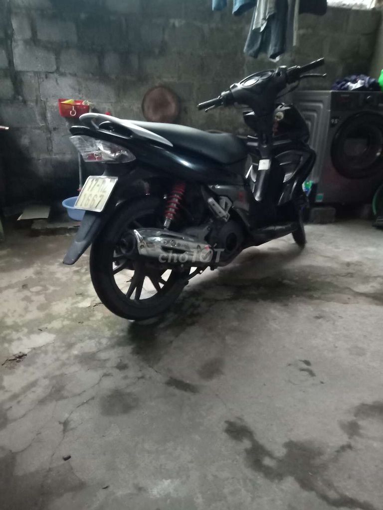 Cần bán xe máy Suzuki như hình. Mua bán Xe máy tại Thành phố Thái Bình Thái Bình được đăng bởi Tuấn  hình 2