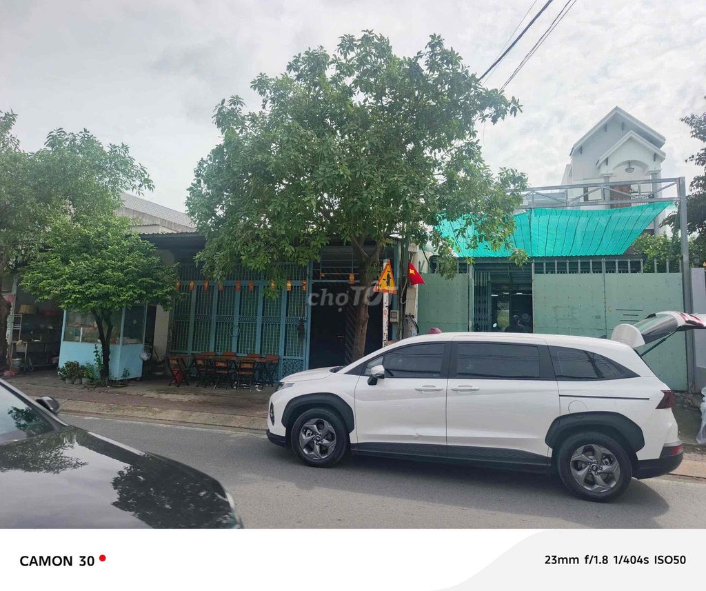 Hyundai Custin 2024 Tiêu Chuẩn 1.5T - 13500 km. Mua bán Ô tô tại Huyện Bến Lức Long An được đăng bởi Nguyễn Thị Thu Hồng hình 3