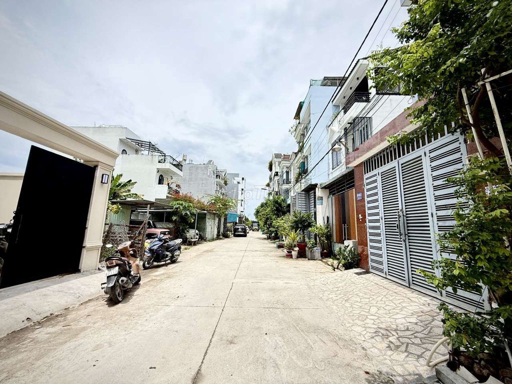 Cặp Siêu Phẩm 4m x 26m. TK Độc Bản Có Thang Máy. PN master Tô Ngọc Vân