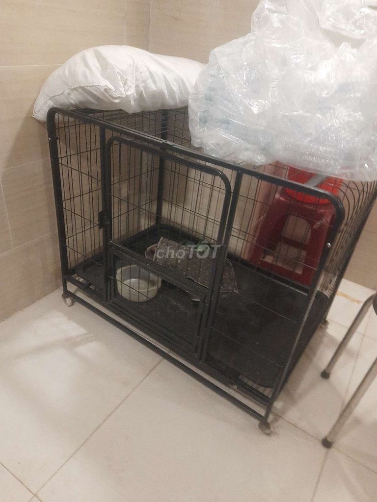 Lồng vận chuyển chó mèo Kim loại Đen. Mua bán Phụ kiện, Thức ăn, Dịch vụ tại Quận Bình Thạnh Tp Hồ Chí Minh được đăng bởi Ho Minh hình 1