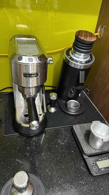Máy pha cà phê Delonghi ec885