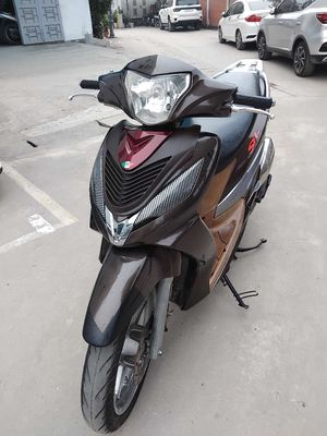 Bán Xe Giống xe sh.còn mới toanh.Chính hãng Sym. Mua bán Xe máy tại Quận Hoàng Mai Hà Nội được đăng bởi thanh hà