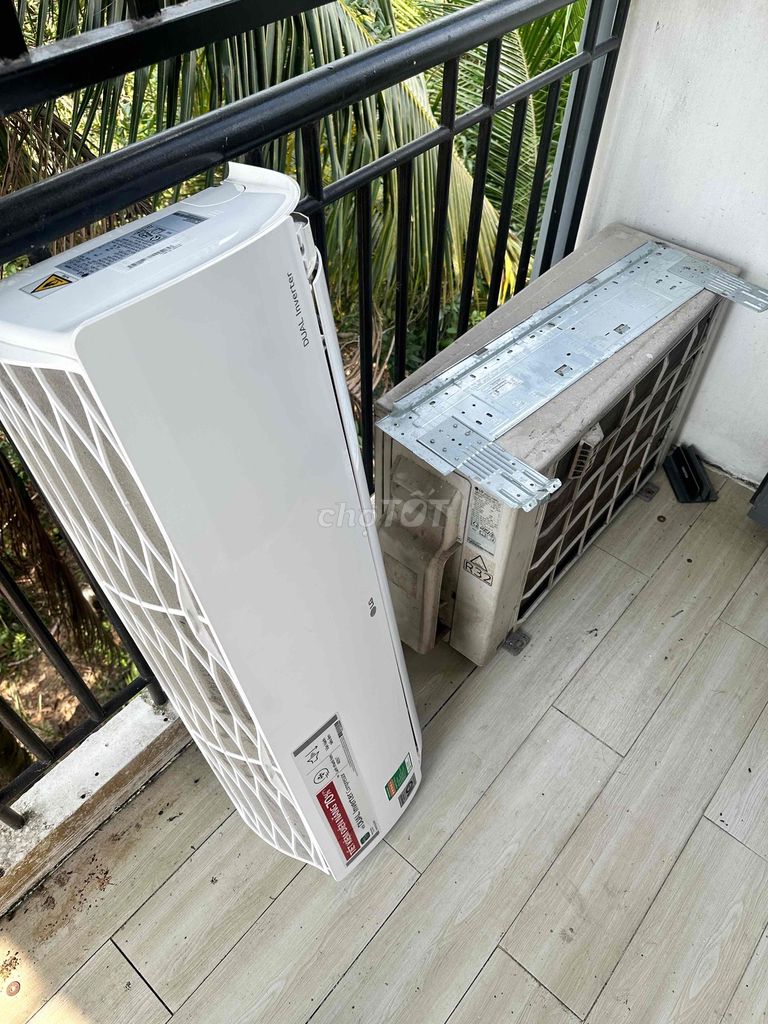 Máy lạnh LG Dualcool Inverter 2.0 HP Đã sử dụng. Mua bán Máy lạnh, điều hoà tại Thành phố Mỹ Tho Tiền Giang được đăng bởi Duy Khanh hình 1