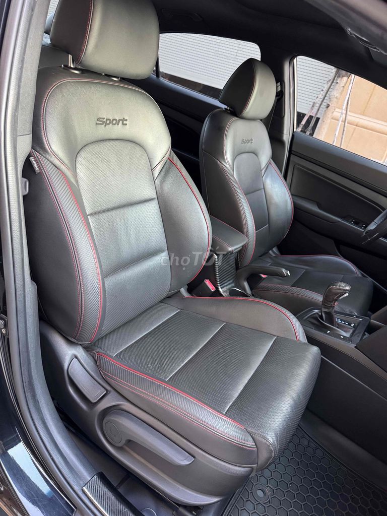 Hyundai Elantra 2019 1.6AT Sport - 50000 km. Mua bán Ô tô tại Thành phố Tuy Hòa Phú Yên được đăng bởi Quang Huynh hình 6