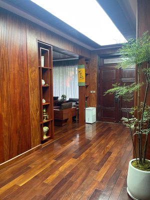 Cho thuê nhà biệt thự C37 Tố Hữu.Dt 250*4T,1H, full đồ. Giá 60tr/th