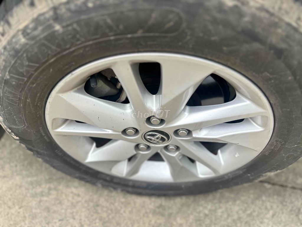 TOYOTA INNIVA G tự động 7 c xe đẹp giảm giá kịch k. Mua bán Ô tô tại Quận Bình Thạnh Tp Hồ Chí Minh được đăng bởi phuongneo hình 4