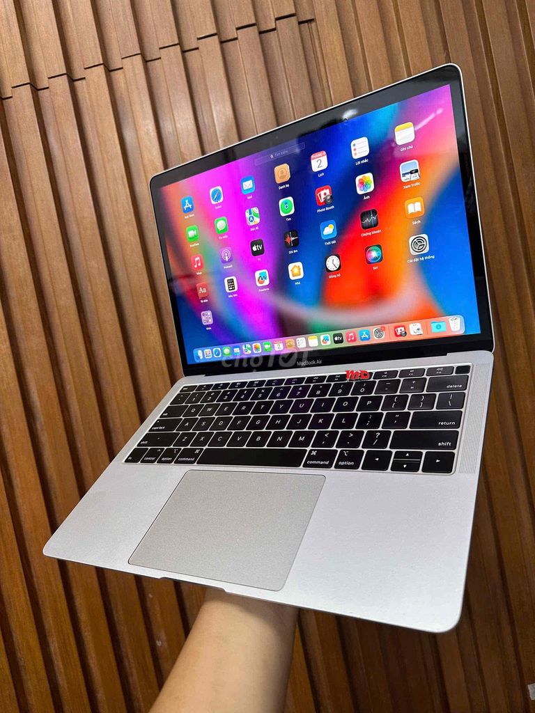 Apple MacBook Pro 2018 i5 13 inch 16GB/512GB Bạc. Mua bán Laptop tại Quận Đống Đa Hà Nội được đăng bởi Trần Văn Hướng hình 1