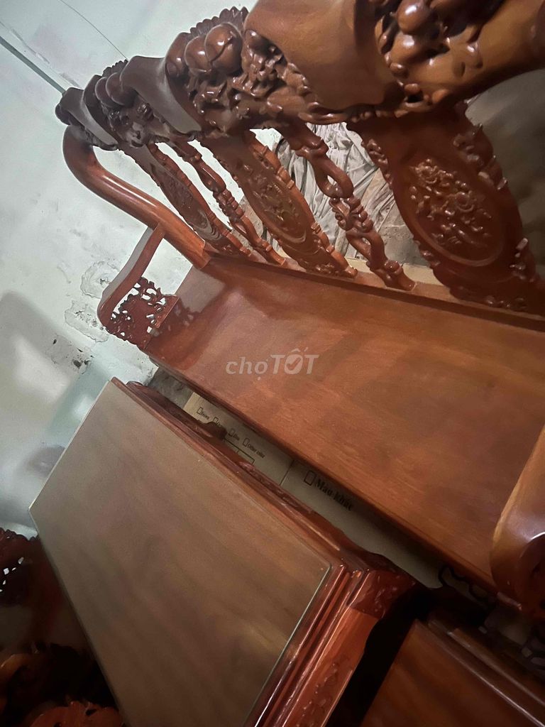 thanh lý bộ salon tay nghê cột 10 gỗ tự nhiên xịn