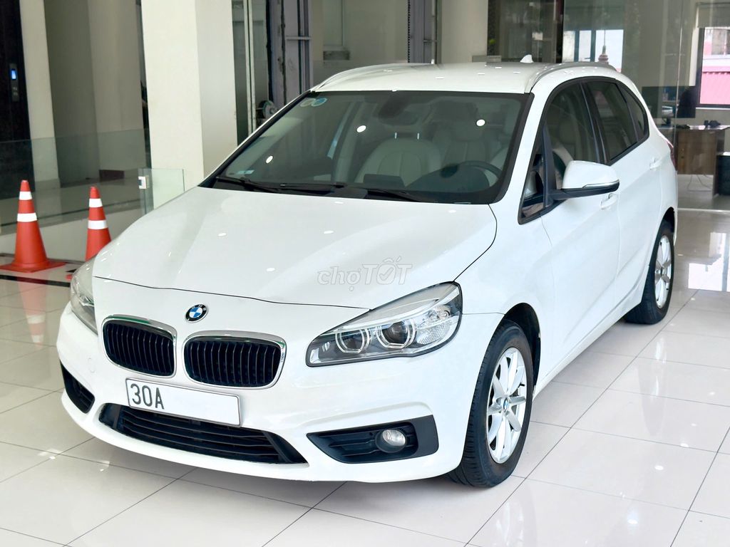 BMW Series 218i 2015 xe nhỏ, thực dụng như xe Nhật. Mua bán Ô tô tại Quận Long Biên Hà Nội được đăng bởi Long Biên Cars hình 2