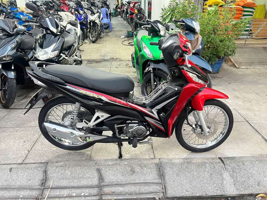 Honda wave RSX Fi 2017 mới 90% biển số thành phố. Mua bán Xe máy tại Quận Tân Phú Tp Hồ Chí Minh được đăng bởi Tuanduy hình 2