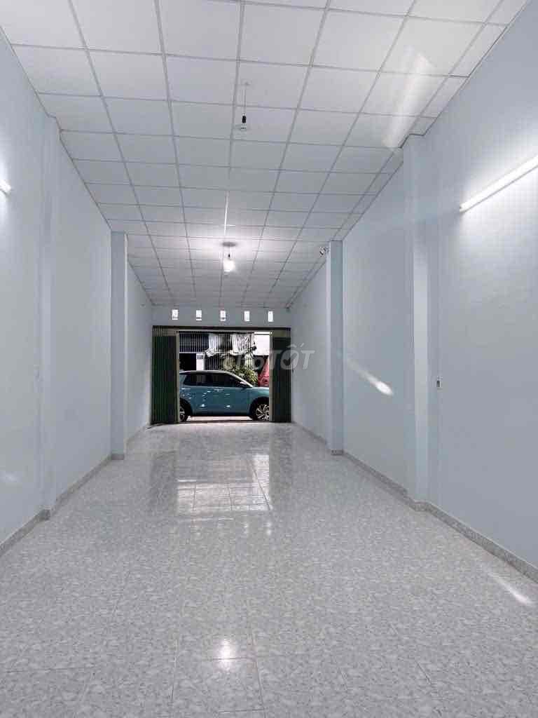 Аренда · 1 комн. · 80 м² · Quận Tân Phú, ул. Đường Phạm Quý Thích