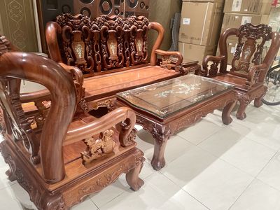 DƯ DÙNG CẦN THANH LÝ BÀN GHẾ-TÌNH TRẠNG SIÊU ĐẸP. Mua bán Bàn ghế tại Quận Tân Phú Tp Hồ Chí Minh được đăng bởi Thao Dao