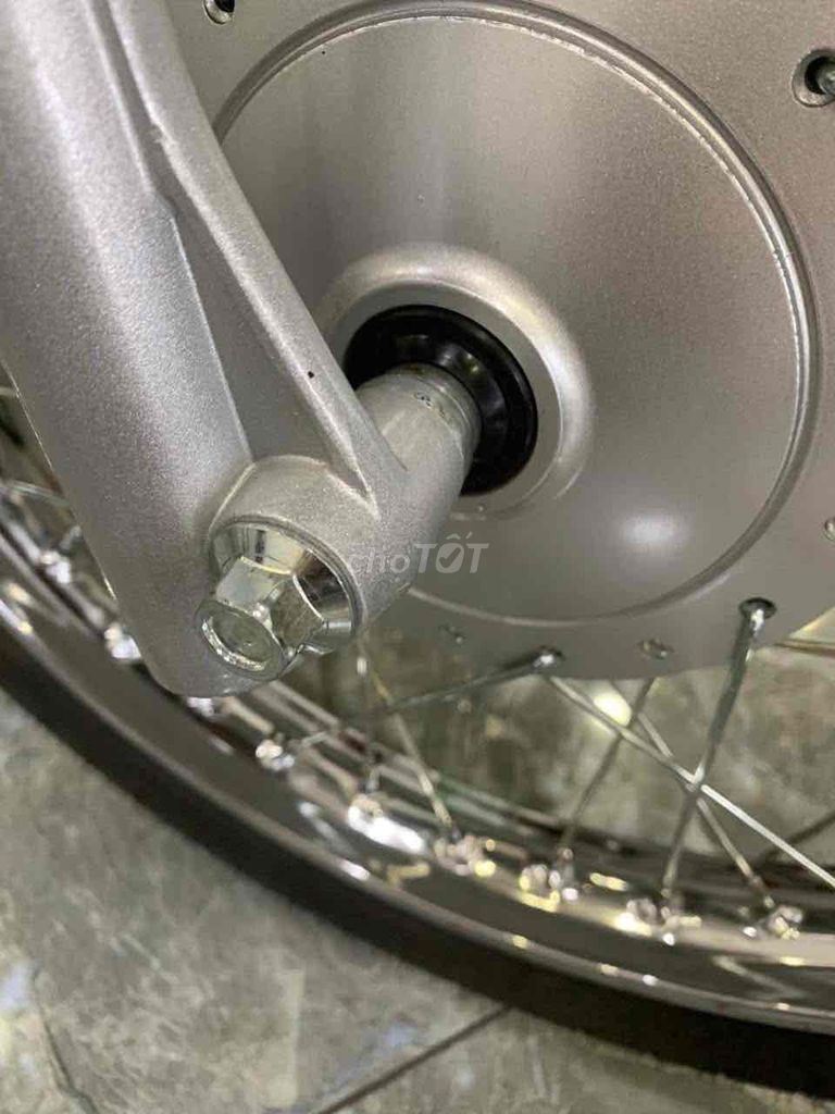 Xe máy 50cc màu Trắng 2500km. Mua bán Xe máy tại Quận Bình Tân Tp Hồ Chí Minh được đăng bởi Cửa hàng xe Đức Mạnh hình 3