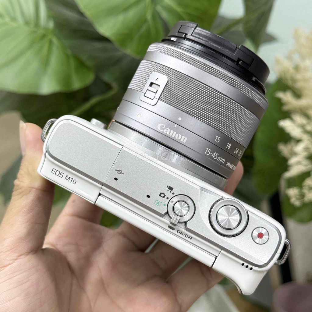 Máy ảnh Canon M10. Mua bán Máy ảnh, Máy quay tại Quận 3 Tp Hồ Chí Minh được đăng bởi Trần Đình Đạt hình 1