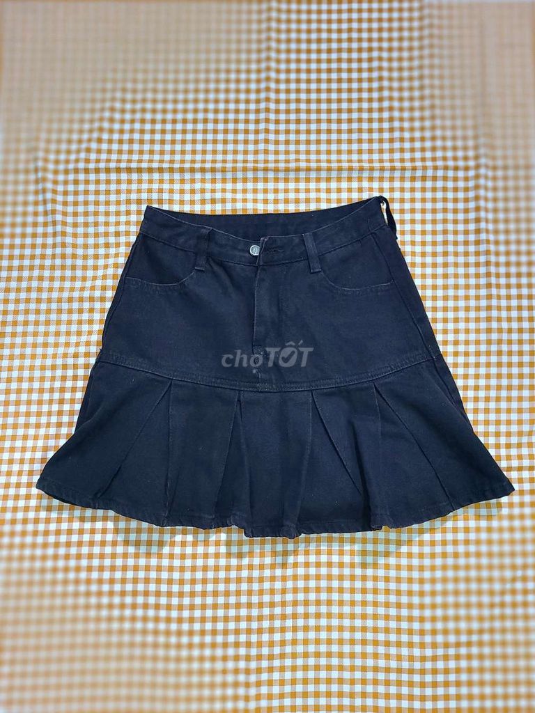Chân váy Đuôi cá Nữ size M Đen. Mua bán Quần áo tại Quận 7 Tp Hồ Chí Minh được đăng bởi Thùy Linh hình 1
