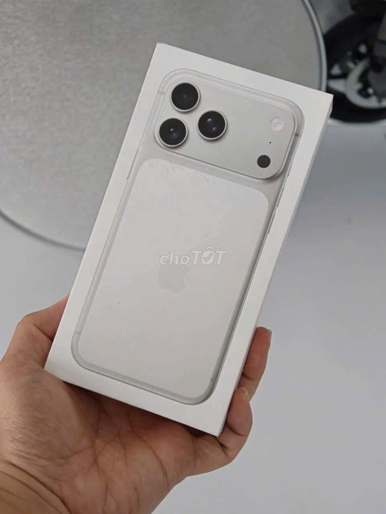 Apple iPhone 17 Pro Max Bạc Mới. Mua bán Điện thoại tại Quận Ninh Kiều Cần Thơ được đăng bởi Lê Khang hình 1