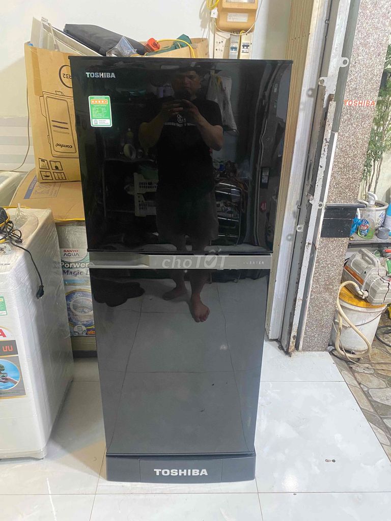 Tủ Lạnh Toshiba Inverter 200l Vừa hết bảo hành. Mua bán Tủ lạnh tại Quận Ninh Kiều Cần Thơ được đăng bởi Nguyễn Hưng hình 1