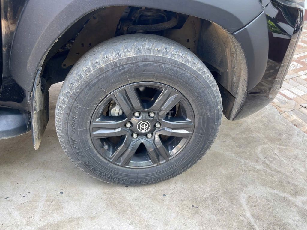 Toyota Hilux 2.4 AT một cầu Sx 2020 Nhập Thái. Mua bán Ô tô tại Quận Cầu Giấy Hà Nội được đăng bởi Hưng Toyota  hình 13