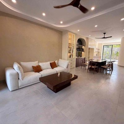 Аренда · 6 комн. · 130 м² · Thành phố Nha Trang, ул. Phùng Hưng
