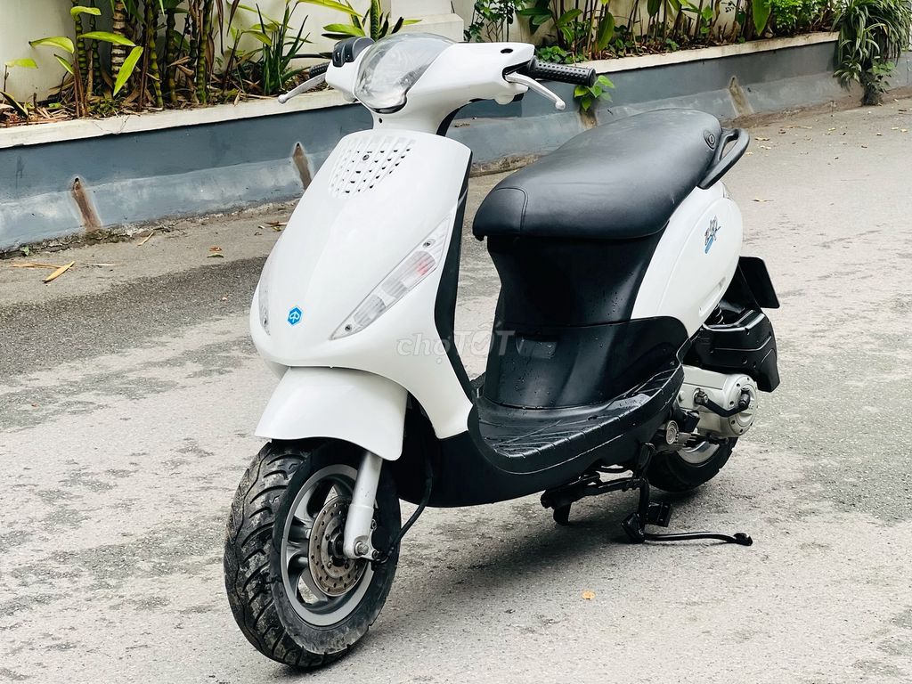 PIAGGIO ZIP 100 TRẮNG BIỂN HÀ NỘI MÁY CHẤT. Mua bán Xe máy tại Quận Bắc Từ Liêm Hà Nội được đăng bởi Đỗ Thanh Mai hình 7