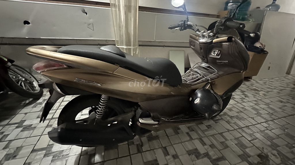 E chính chủ cần bán pcx 2012. Mua bán Xe máy tại Quận 7 Tp Hồ Chí Minh được đăng bởi nguyễn hoàng viêt hình 1