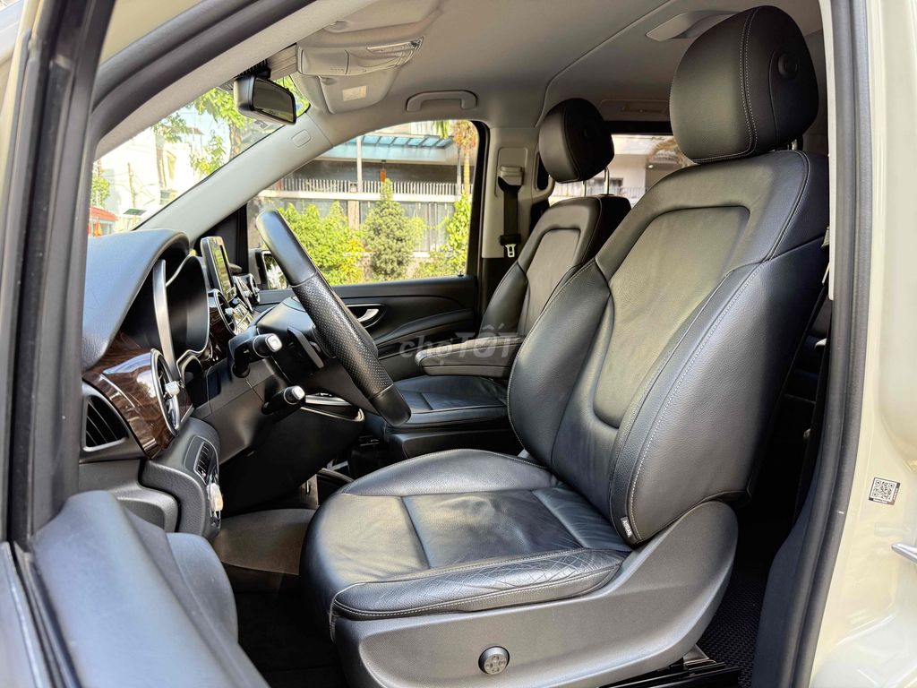 Mercedes Benz V250 Avantgarde. Mua bán Ô tô tại Quận 12 Tp Hồ Chí Minh được đăng bởi KaizenAutoService hình 8