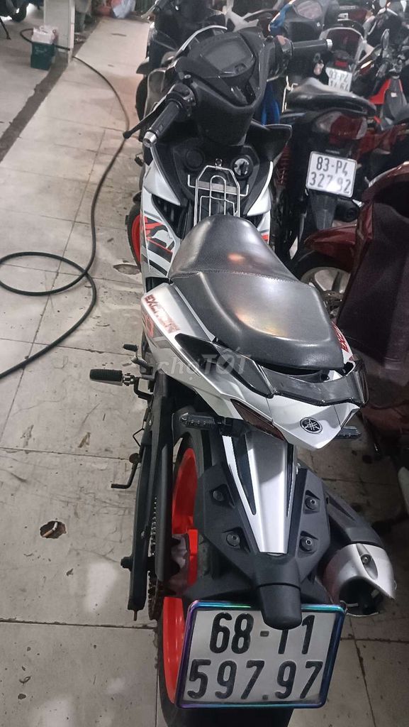 Yamaha Exciter 150 2019 Bạc. Mua bán Xe máy tại Quận Bình Tân Tp Hồ Chí Minh được đăng bởi cửa hàng xe máy cũ Tiến phát chuyên bán góp trả trước 0 đồng hình 3