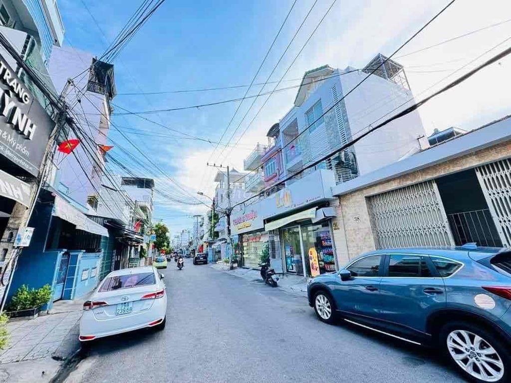 BÁN nhà mặt tiền Đồng Nai,Nha Trang có vị trí thuận tiện kinh doanh