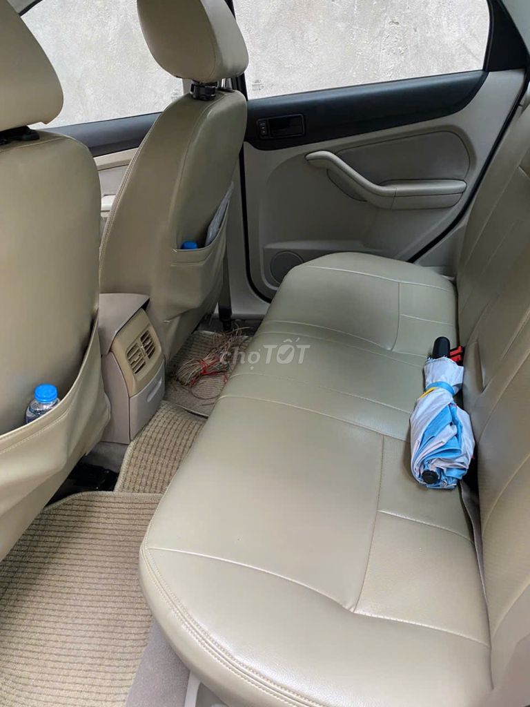 Ford Focus MT 2008 Vàng cát. Mua bán Ô tô tại Huyện An Dương Hải Phòng được đăng bởi Tuấn Phạm  hình 4