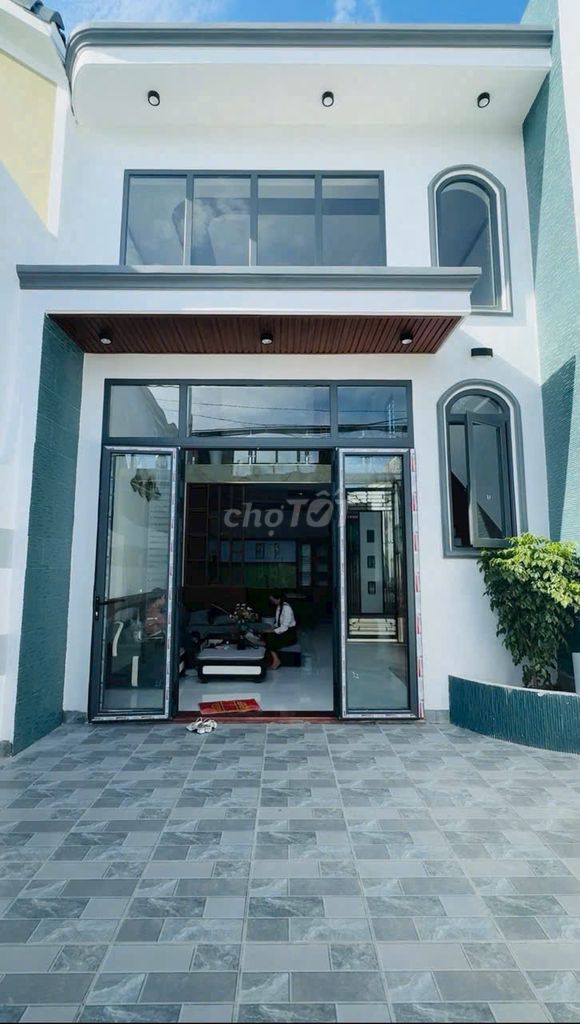 CHUYỂN NƠI Ở CẦN BÁN GẤP CĂN NHA MỚI XÂY NẰM GẦN KHU DU LỊCH BỬU LONG