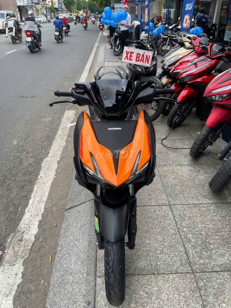 Honda winner x 2020 mới 90% Bstp chính chủ. Mua bán Xe máy tại Quận Tân Phú Tp Hồ Chí Minh được đăng bởi Tuanduy hình 4