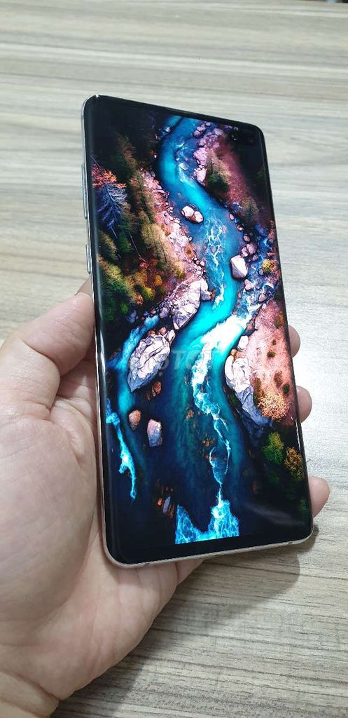 Samsung S10Plus ram 8gb xài êm. Mua bán Điện thoại tại Quận Tân Phú Tp Hồ Chí Minh được đăng bởi Điện thoại SAMPHONE hình 1