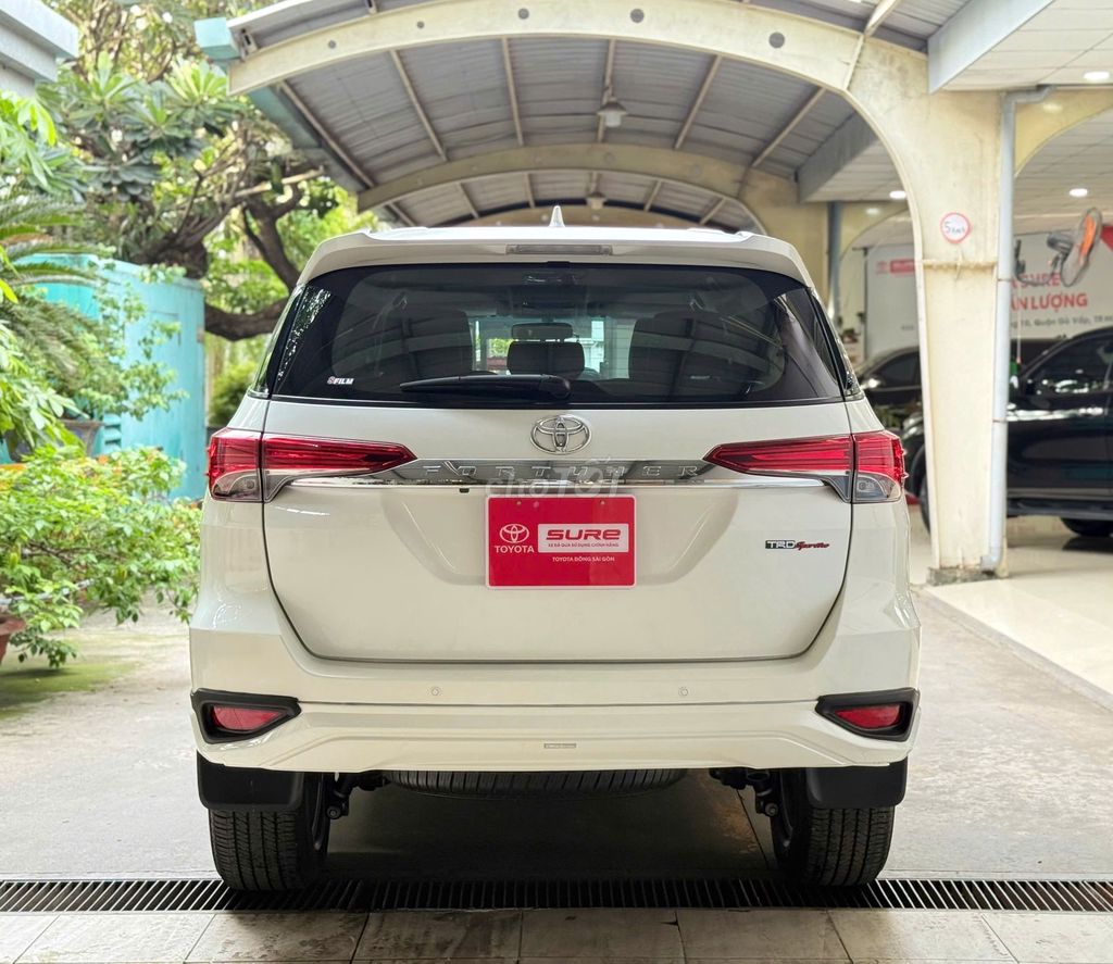 Toyota Fortuner 2019 2.7V 4x2 AT - 92565 km. Mua bán Ô tô tại Quận Gò Vấp Tp Hồ Chí Minh được đăng bởi Nhớ Toyota Đông Sài Gòn Xe Qua Sư Dụng hình 5