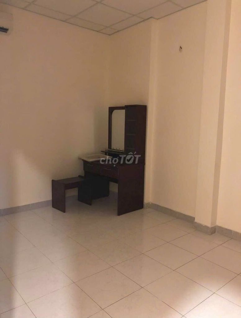 Cần bán nhà có dòng tiền cho thuê - Dương Bá Trạc Quận 8