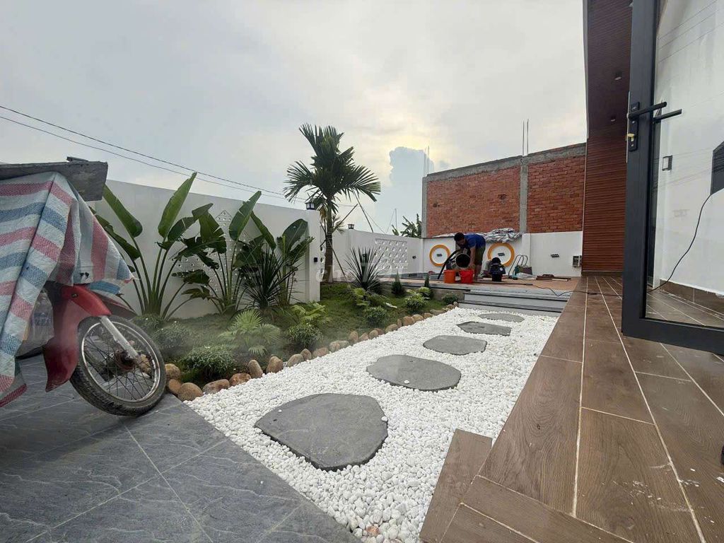 BIỆT THỰ NGHĨ DƯỠNG.4 PHÒNG NGỦ. 13X18 XÃ TÂN QUÝ TÂY. H. BÌNH CHÁNH. Đường Hương Lộ 11, Xã Tân Quý Tây, Huyện Bình Chánh, Tp Hồ Chí Minh Huyện Bình Chánh Tp Hồ Chí Minh