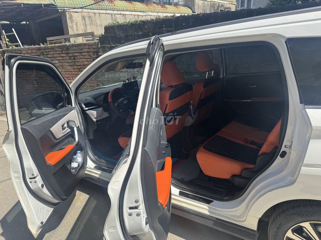 Toyota Veloz Cross 2022 CVT - 40000 km. Mua bán Ô tô tại Thành phố Lào Cai Lào Cai được đăng bởi Trung Tran hình 1