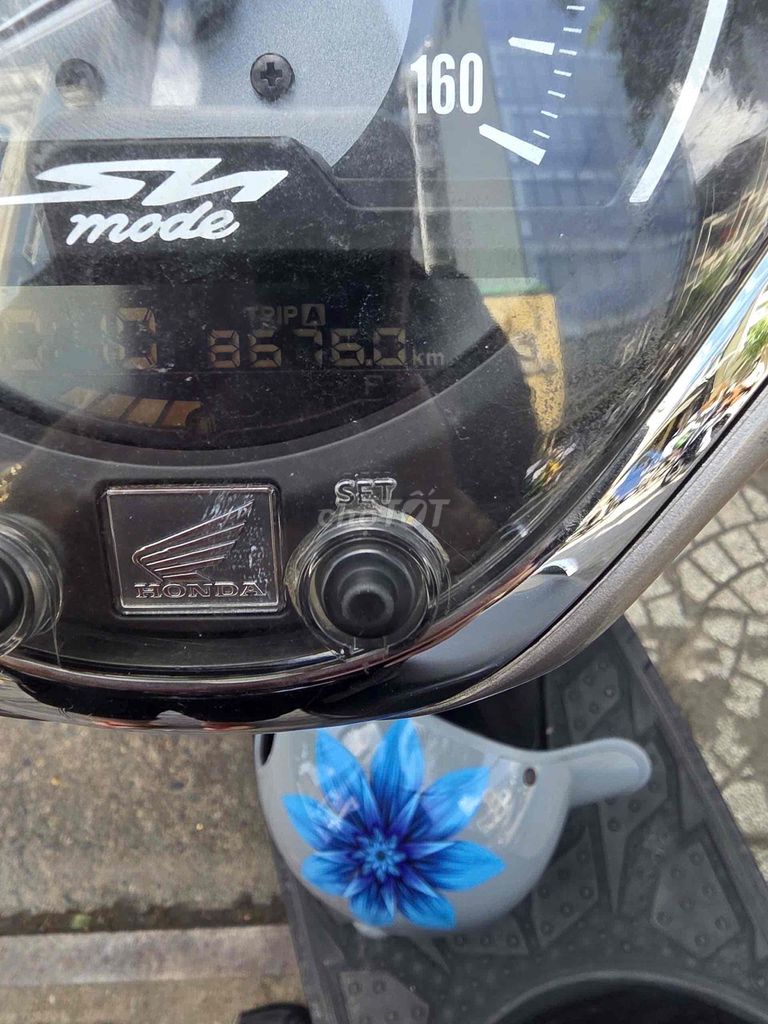 Модель Honda SH 2021, серебристая, Вьетнам