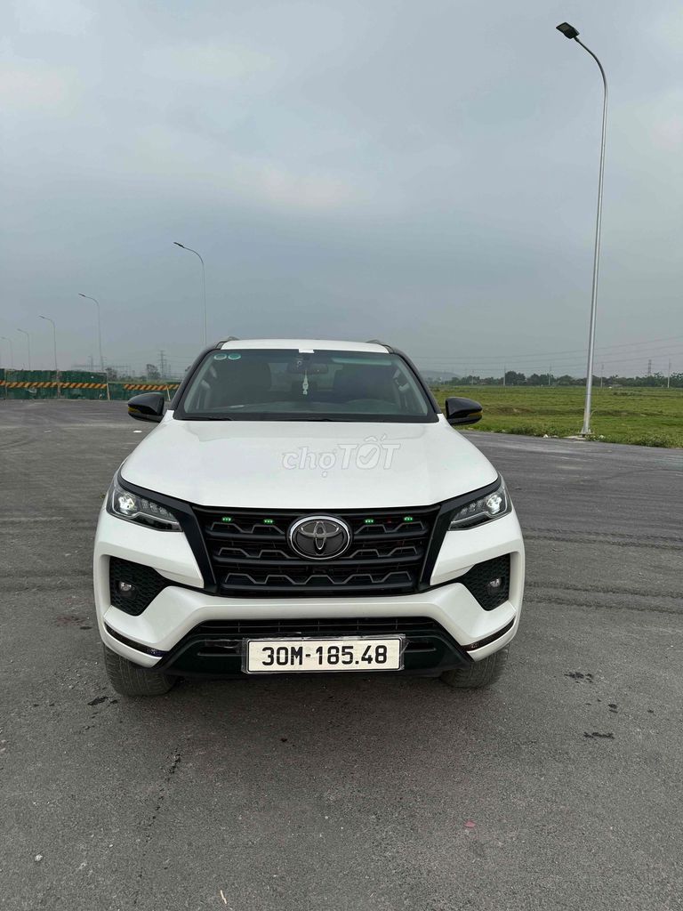 Toyota Fortuner 2022 2.4 4x2 AT - 36000 km. Mua bán Ô tô tại Quận Thanh Xuân Hà Nội được đăng bởi Nguyen van Nam hình 1