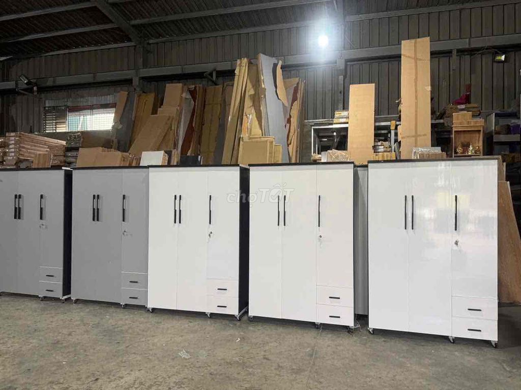 Tủ quần áo 3 cánh Trắng Xám. Mua bán Tủ, kệ gia đình tại Quận Liên Chiểu Đà Nẵng được đăng bởi Nội Thất TN  hình 1