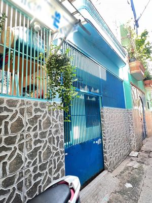 Nhà phố 24 m² · 1 PN · Ba Đình