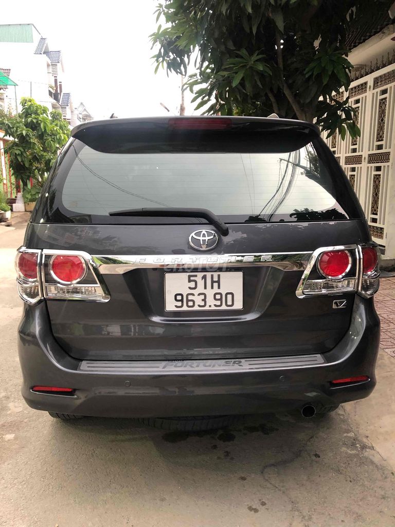 Toyota Fortuner 2016 2.7V 4x4 AT - 63648 km. Mua bán Ô tô tại Huyện Hóc Môn Tp Hồ Chí Minh được đăng bởi Vũ Duy Anh hình 4