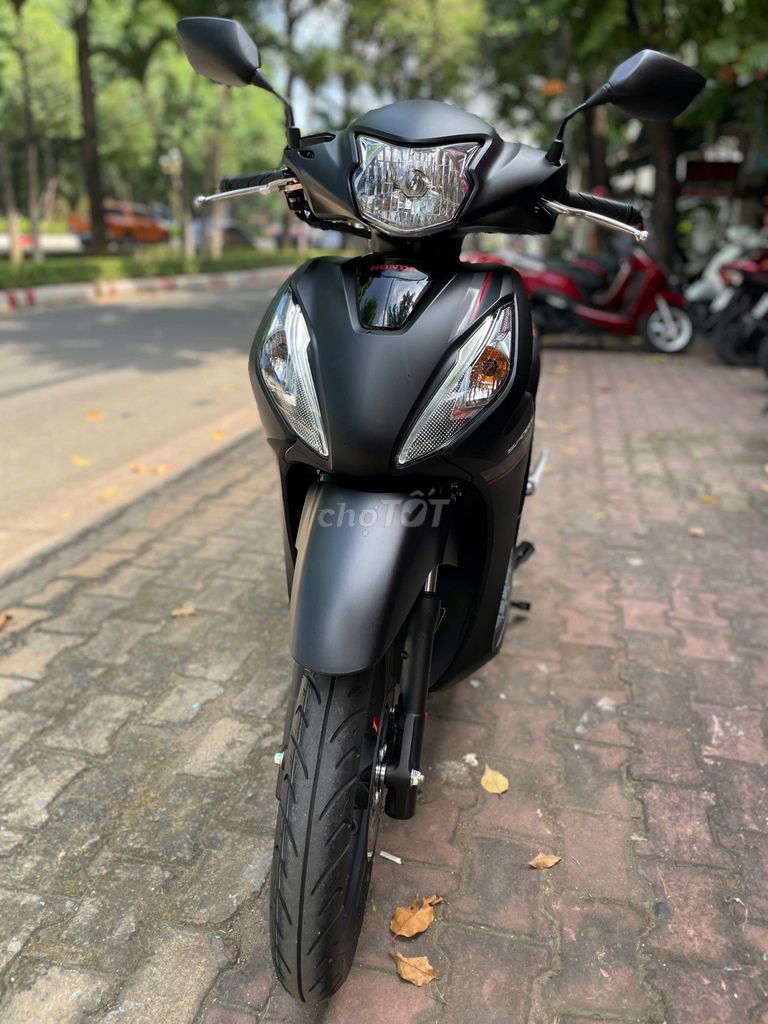 Honda Vision 2025 Đen 800 km. Mua bán Xe máy tại Thành phố Biên Hòa Đồng Nai được đăng bởi Phương nguyễn  hình 2