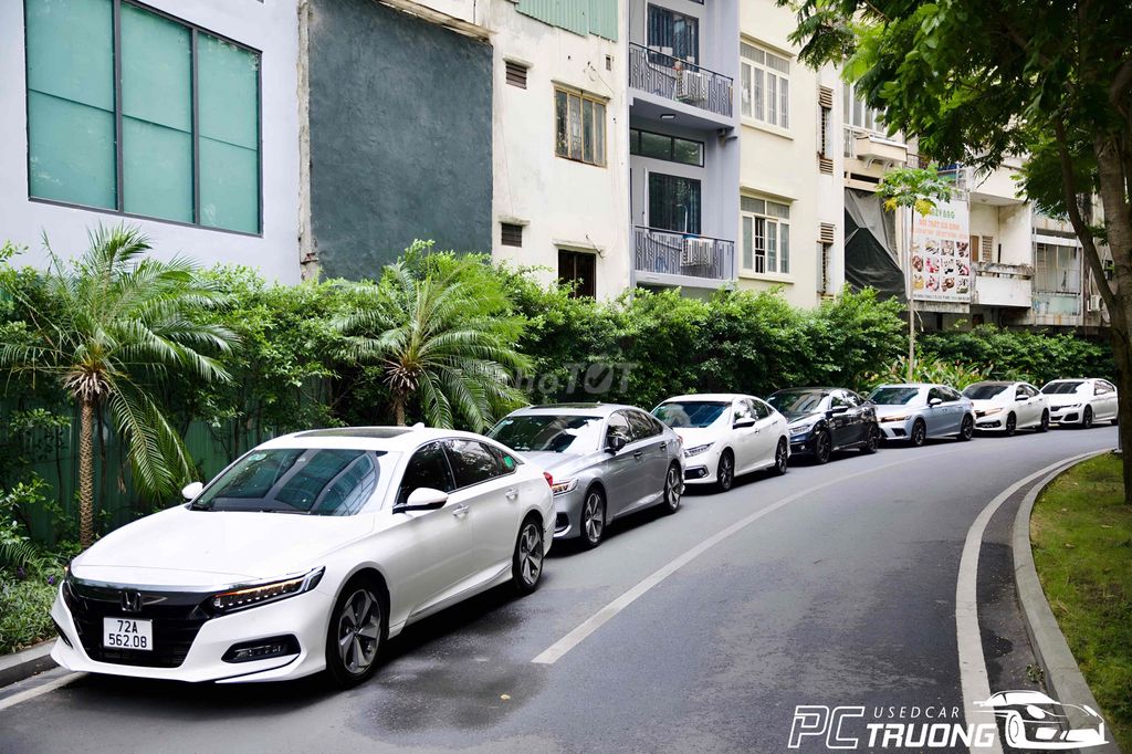 Honda Civic photo 3
